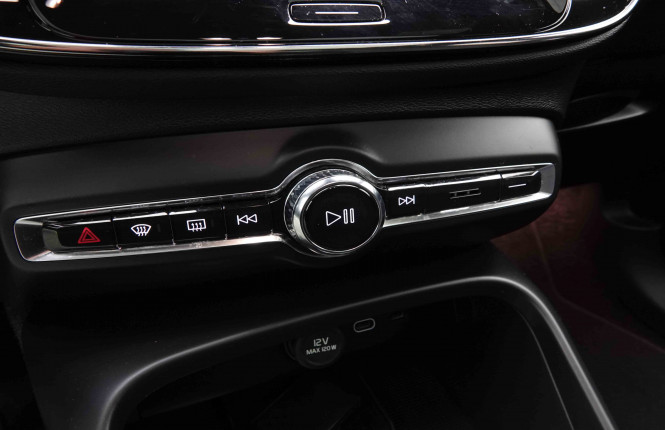 VOLVO_VOLVO_C40_2551003_15.jpg VOLVO_VOLVO_C40_2551003_15.jpg