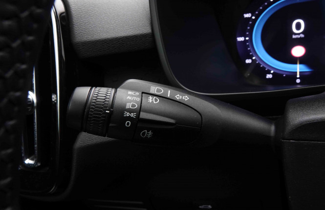 VOLVO_VOLVO_C40_2551003_17.jpg VOLVO_VOLVO_C40_2551003_17.jpg