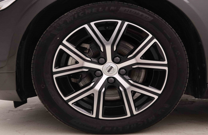 VOLVO_VOLVO_S60_2549606_22.jpg