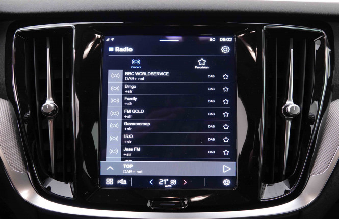 VOLVO_VOLVO_V60_2548577_37.jpg
