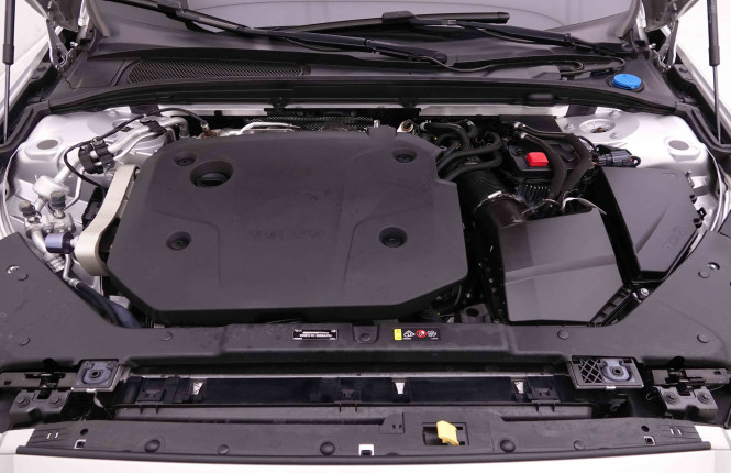 VOLVO_VOLVO_V60_2548995_22.jpg