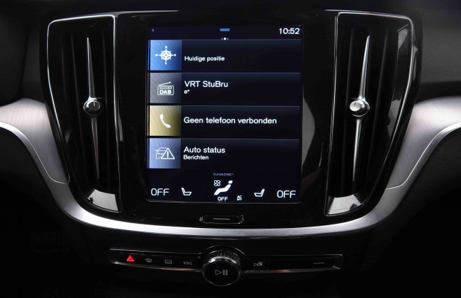VOLVO_VOLVO_V60_2549902_15.jpg