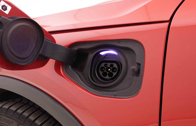 VOLVO_VOLVO_XC40_2548429_22.jpg