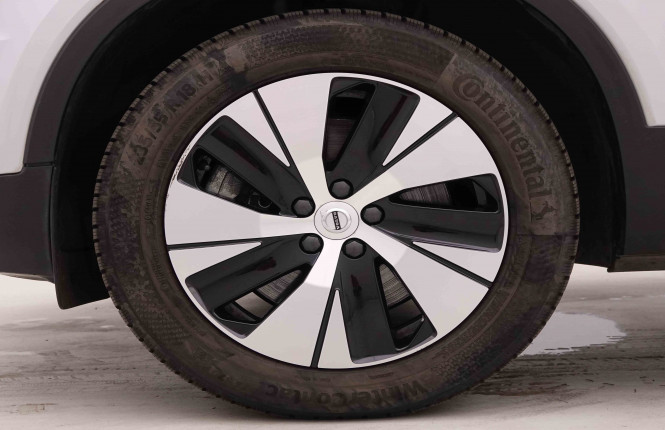 VOLVO_VOLVO_XC40_2549022_23.jpg