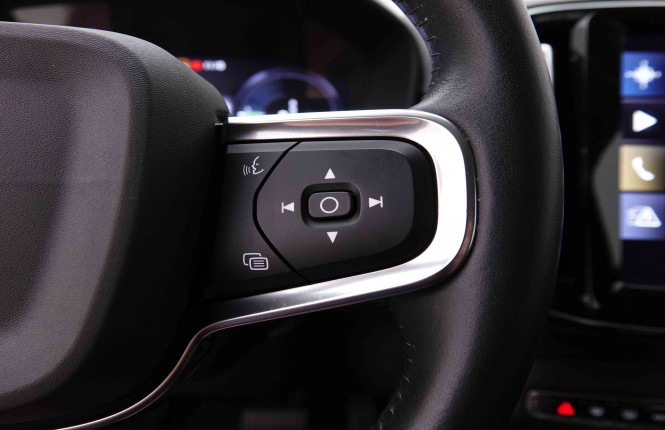 VOLVO_VOLVO_XC40_2549301_19.jpg