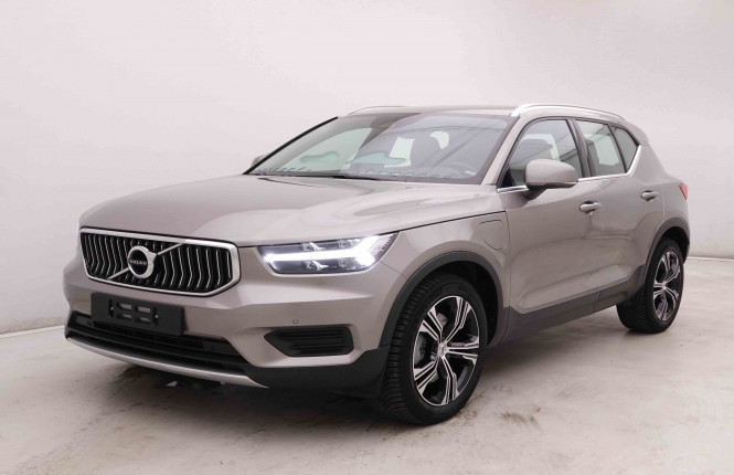 VOLVO_VOLVO_XC40_2549301_24.jpg