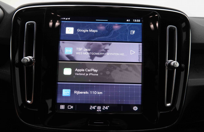 VOLVO_VOLVO_XC40_2549707_14.jpg
