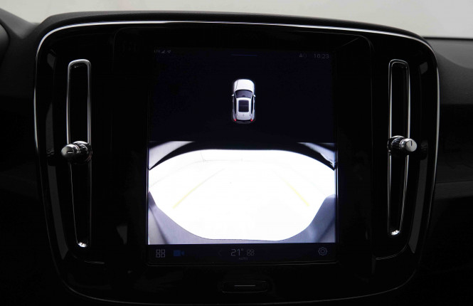VOLVO_VOLVO_XC40_2549751_11.jpg
