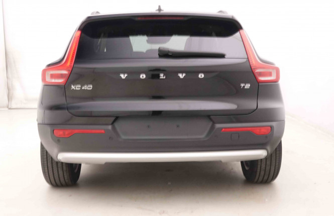 VOLVO_VOLVO_XC40_2551048_25.jpg