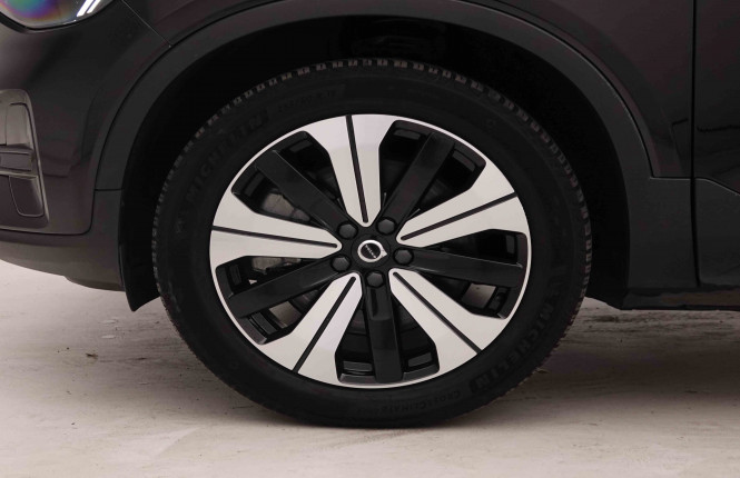 VOLVO_VOLVO_XC40_2551133_20.jpg