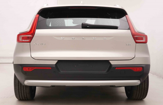 VOLVO_VOLVO_XC40_2551716_30.jpg