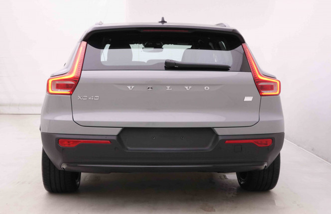 VOLVO_VOLVO_XC40_2653077_27.jpg