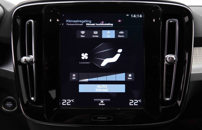 VOLVO_VOLVO_XC40_2653080_10.jpg