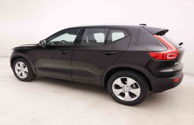 VOLVO_VOLVO_XC40_2653080_27.jpg