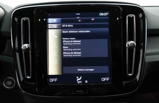 VOLVO_VOLVO_XC40_2653082_11.jpg