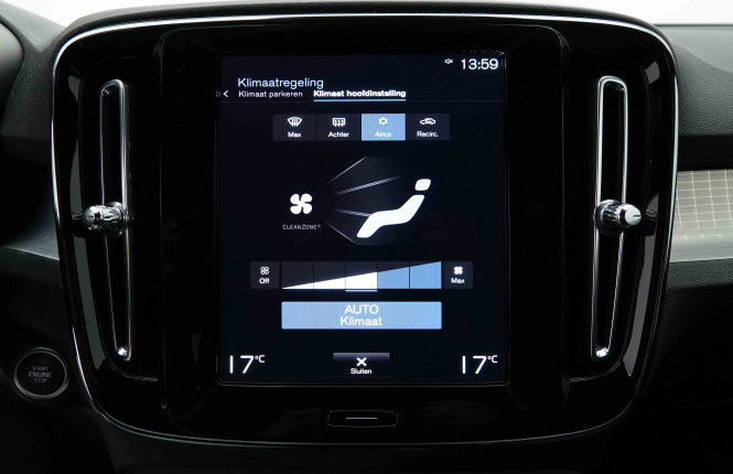 VOLVO_VOLVO_XC40_2653459_14.jpg