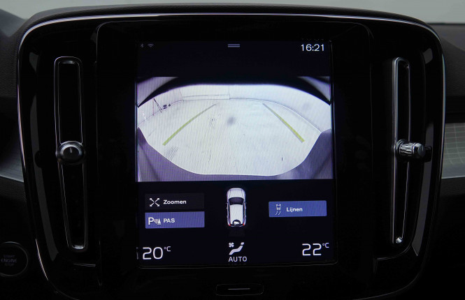 VOLVO_VOLVO_XC40_2655340_11.jpg