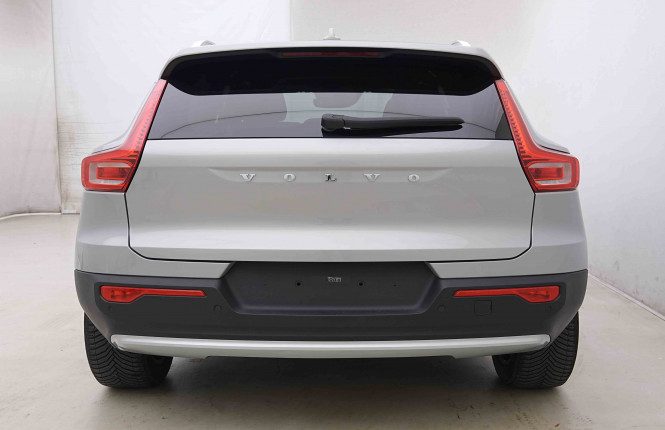VOLVO_VOLVO_XC40_2655340_27.jpg