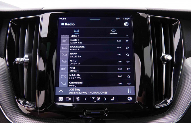 VOLVO_VOLVO_XC60_2548622_11.jpg