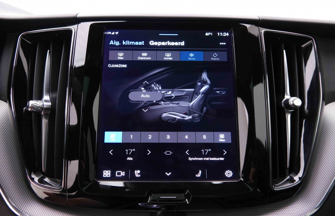VOLVO_VOLVO_XC60_2548622_13.jpg