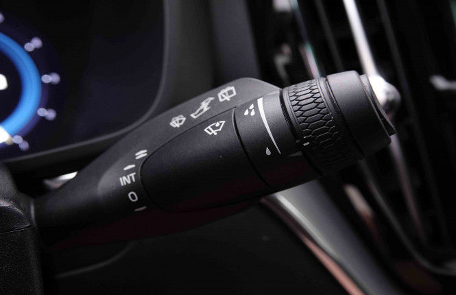 VOLVO_VOLVO_XC60_2548622_18.jpg