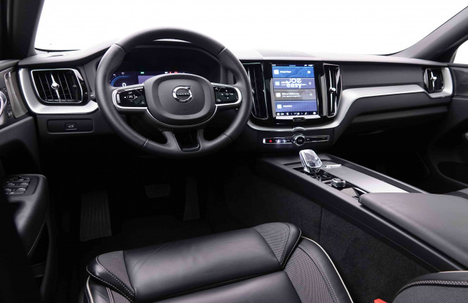 VOLVO_VOLVO_XC60_2548622_8.jpg