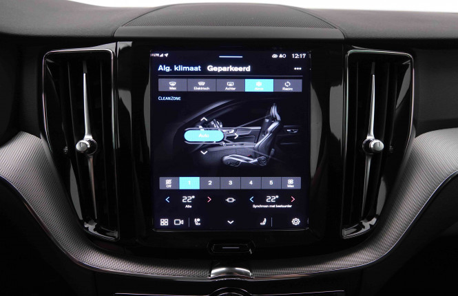 VOLVO_VOLVO_XC60_2549182_13.jpg