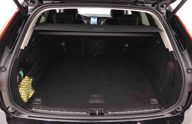 VOLVO_VOLVO_XC60_2549182_5.jpg