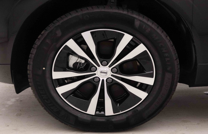 VOLVO_VOLVO_XC60_2652928_24.jpg