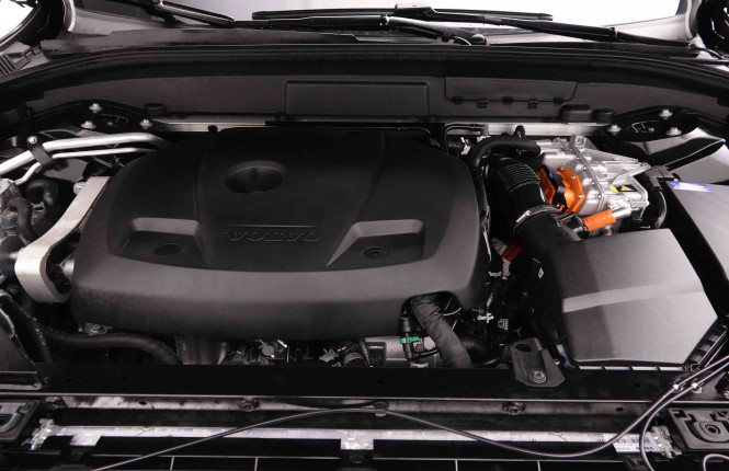 VOLVO_VOLVO_XC60_2652928_25.jpg