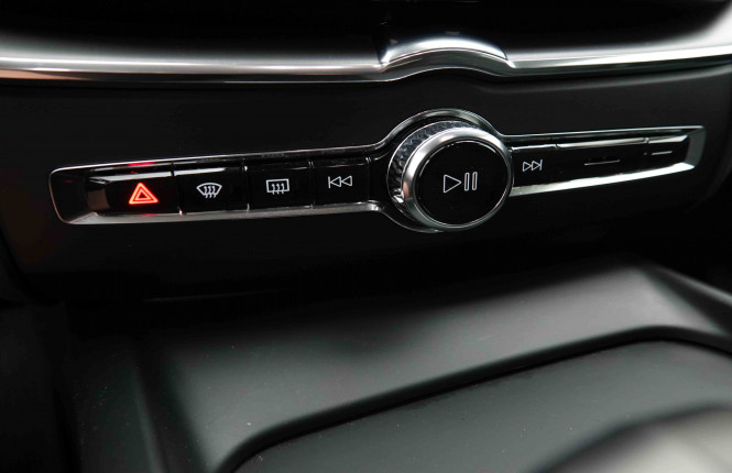 VOLVO_VOLVO_XC60_2654069_14.jpg VOLVO_VOLVO_XC60_2654069_14.jpg