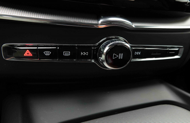 VOLVO_VOLVO_XC60_2654451_13.jpg VOLVO_VOLVO_XC60_2654451_13.jpg