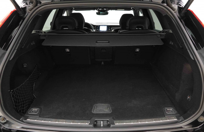 VOLVO_VOLVO_XC60_2654451_5.jpg VOLVO_VOLVO_XC60_2654451_5.jpg