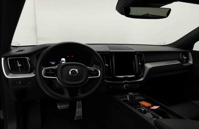 VOLVO_VOLVO_XC60_2654451_8.jpg VOLVO_VOLVO_XC60_2654451_8.jpg
