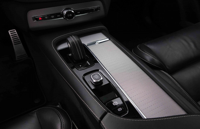 VOLVO_VOLVO_XC90_2548684_16.jpg